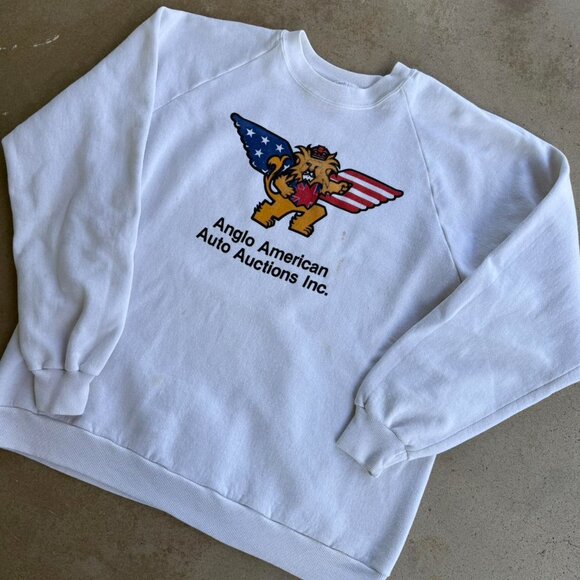 90s ANGELO AMERICAN AUTO AUCTIONS WHITE VINTAGE GRAPHIC CREWNECK SWEATER - Picture 2 of 6